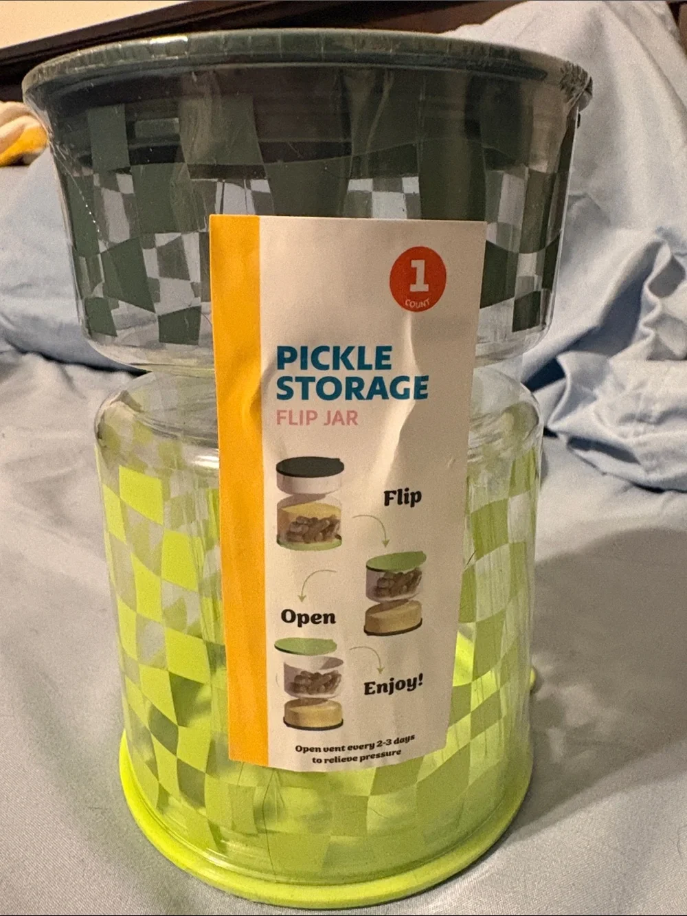 Flip-Top Pickle Storage Jar — Green Check Pattern